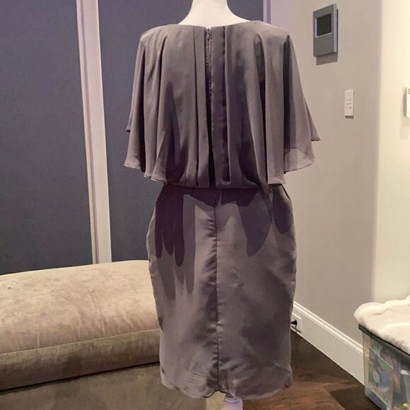 Women’s Gray Chiffon Bat Wing Sleeve Formal Party orBridesmaid Dress NWOT Medium - Picture 4 of 8